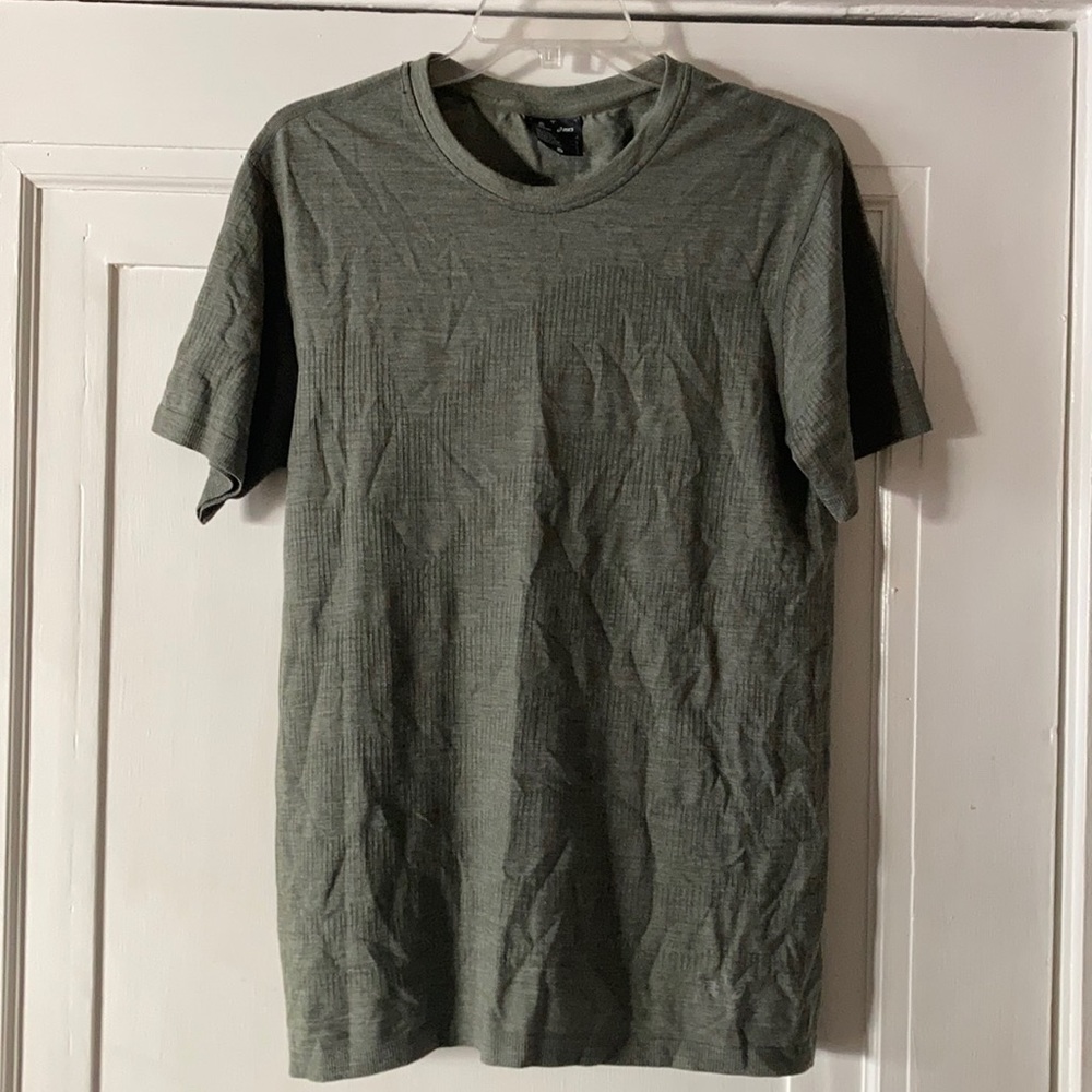 ASICS 100% merino wool running shirt. Men’s M
